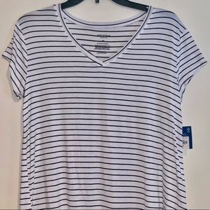 Arizona Jean Co. Oversized V-neck T-shirt NWT